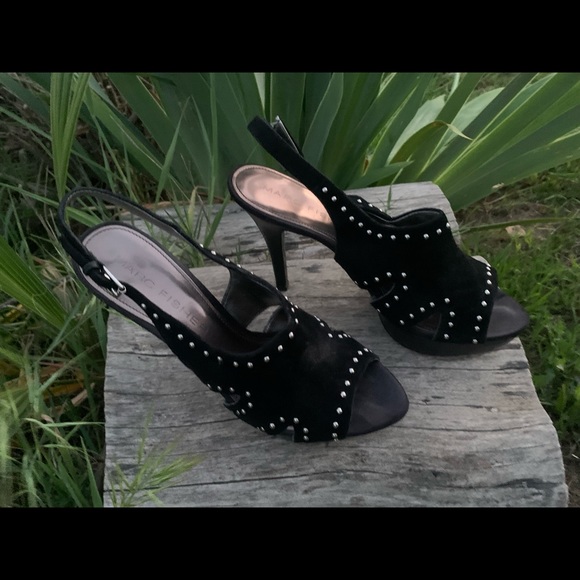 High heel shoe - Picture 2 of 4